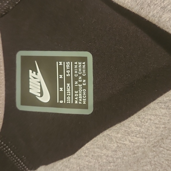 Girls Nike Tech Set - Picture 5 of 8